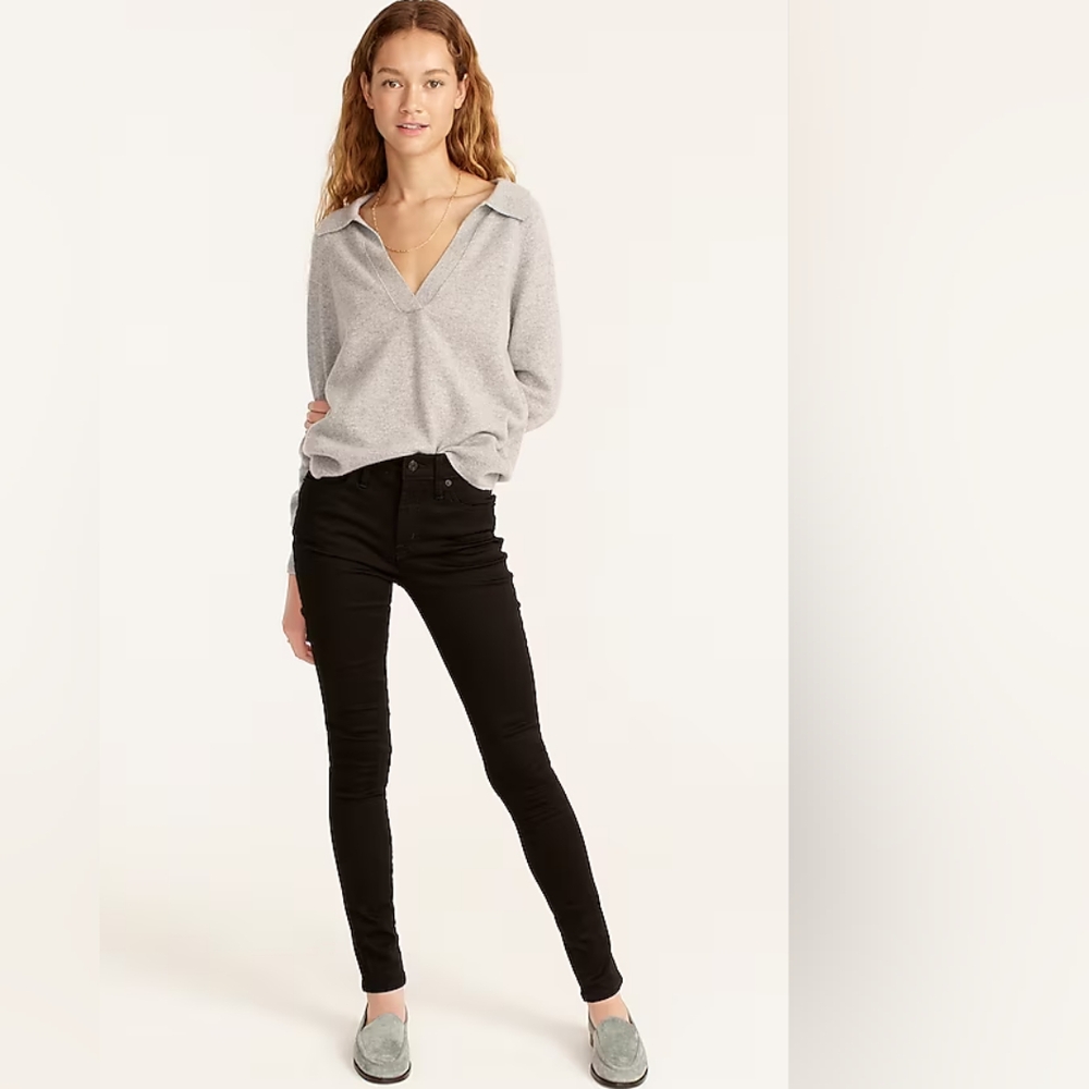 Brand new J Crew 9" mid-rise stretchy toothpick jean in new black